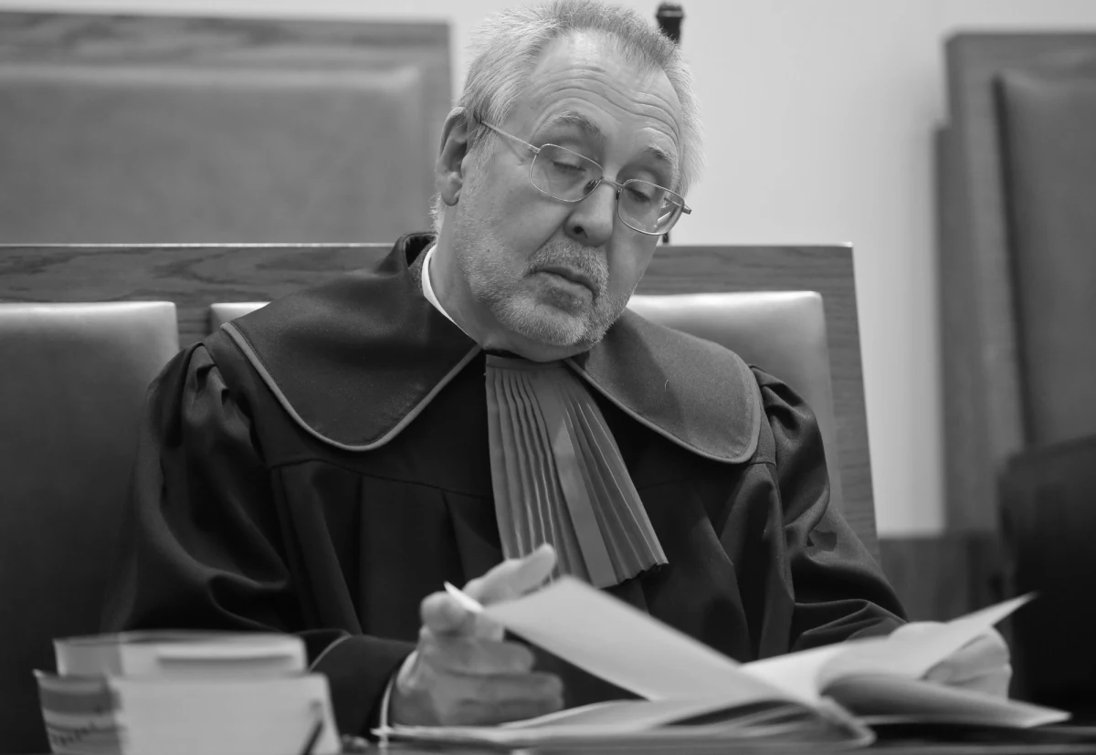 W wieku 72 lat zmarł Aleksander Herzog, prokurator w stanie spoczynku, w latach 80. wydalony z pracy za działalność opozycyjną. Informację o jego śmierci przekazało Stowarzyszenie Prokuratorów Lex Super Omnia.