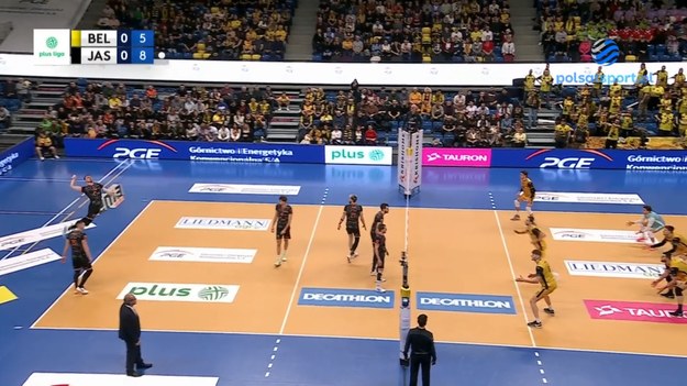 PGE GiEK Skra Bełchatów - Jastrzębski Węgiel 1:3 (22:25, 18:25, 25:23, 18:25)

 

PGE GiEK Skra Bełchatów: Adrian Aciobanitei, Pierre Derouillon, Bartłomiej Lemański, Bartłomiej Lipiński, Grzegorz Łomacz, Mateusz Poręba - Benjamin Diez (libero) - Przemysław Kupka, Kajetan Marek, Mateusz Nowak, Wiktor Nowak, Ilia Petkow, Jakub Rybicki

 

Jastrzębski Węgiel: Tomasz Fornal, Jurij Gladyr, Norbert Huber, Jean Patry, Rafał Szymura, Benjamin Toniutti - Jakub Popiwczak (libero) - Bartosz Makoś, Ryan Sclater, Edvins Scruders. 