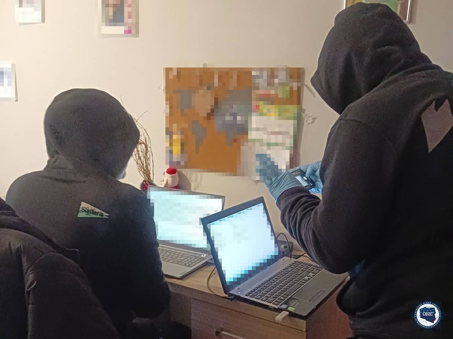 /Centralne Biuro Zwalczania Cyberprzestępczości /