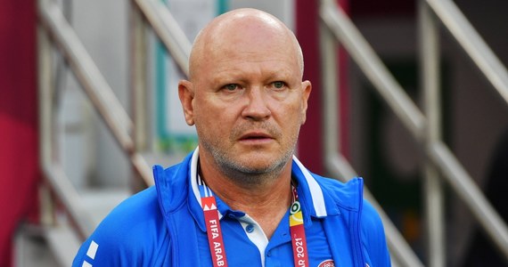​Ivan Hasek został selekcjonerem piłkarskiej reprezentacji Czech. Jednogłośną decyzją zarządu tamtejszej federacji (FACR) 60-letni szkoleniowiec zastąpi Jaroslava Silhavego, który podał się do dymisji po eliminacjach, mimo uzyskania awansu na Euro 2024.