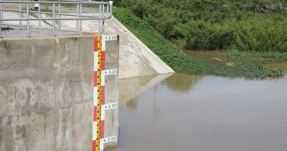 Instytut Meteorologii i Gospodarki Wodnej (IMGW) wydał ostrzeżenie hydrologiczne trzeciego stopnia dotyczące możliwego przekroczenia stanów alarmowych na Zalewie Szczecińskim i Ujściu Odry. W związku z wysokim stanem wód zalany został odcinek drogi wojewódzkiej nr 120 między Gryfinem a Mescherin.