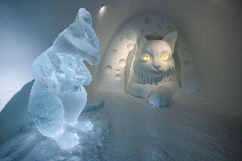 Co roku mniej więcej o tej porze w Szwecji otwiera się Icehotel, czyli wyjątkowa "noclegownia" oferująca lodowe pokoje ozdobione kreatywnymi rzeźbami i dekoracjami. Co czeka na odwiedzających tym razem?