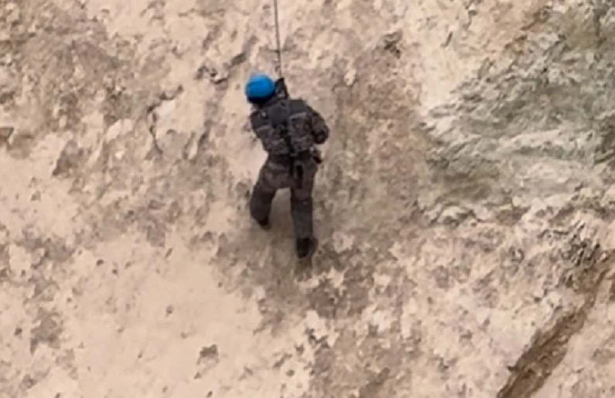 Co najmniej dwie osoby nie żyją w wyniku tragicznego wypadku w Kazachstanie. W kopalni złota w obwodzie pawłodarskim na północnym wschodzie kraju autobus wpadł do krateru.