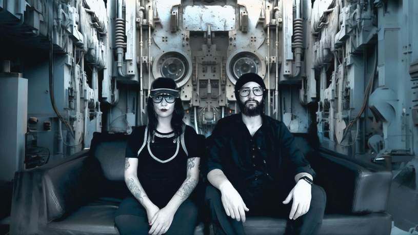 Hiszpański duet Greengoat odlicza już dni do premiery pierwszego albumu. Płytę "A.I." pilotują dwa single.