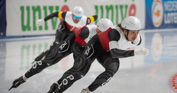 Marek Kania, Piotr Michalski i Damian Żurek zdobyli w sobotę złoty medal w sprincie drużynowym podczas mistrzostw Europy w łyżwiarstwie szybkim w holenderskim Heerenveen. Srebro wywalczyła Norwegia, a brąz Holandia.