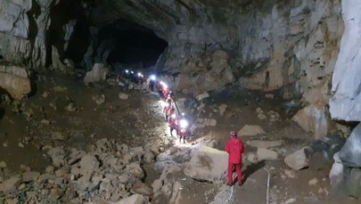 Sukces słoweńskich ratowników. Uratowano uwięzionych w jaskini turystów
