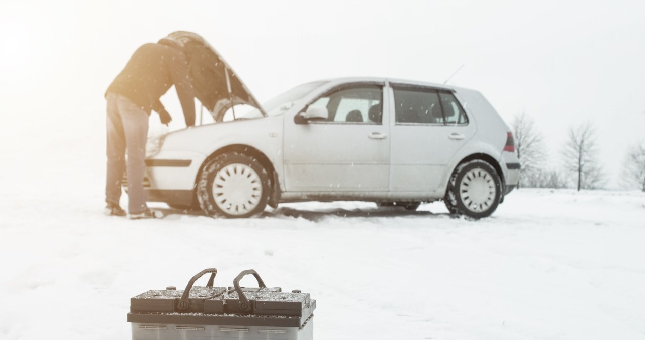 Zima, jest, najlepszym, czasem, kierowców, względu, problemy, odpaleniem, samochodu, wielu, przypadkach, winnym, tego, rozładowa Auto odpali bez problemu nawet w największy mróz. Ten patent mechanika nigdy nie zawodzi