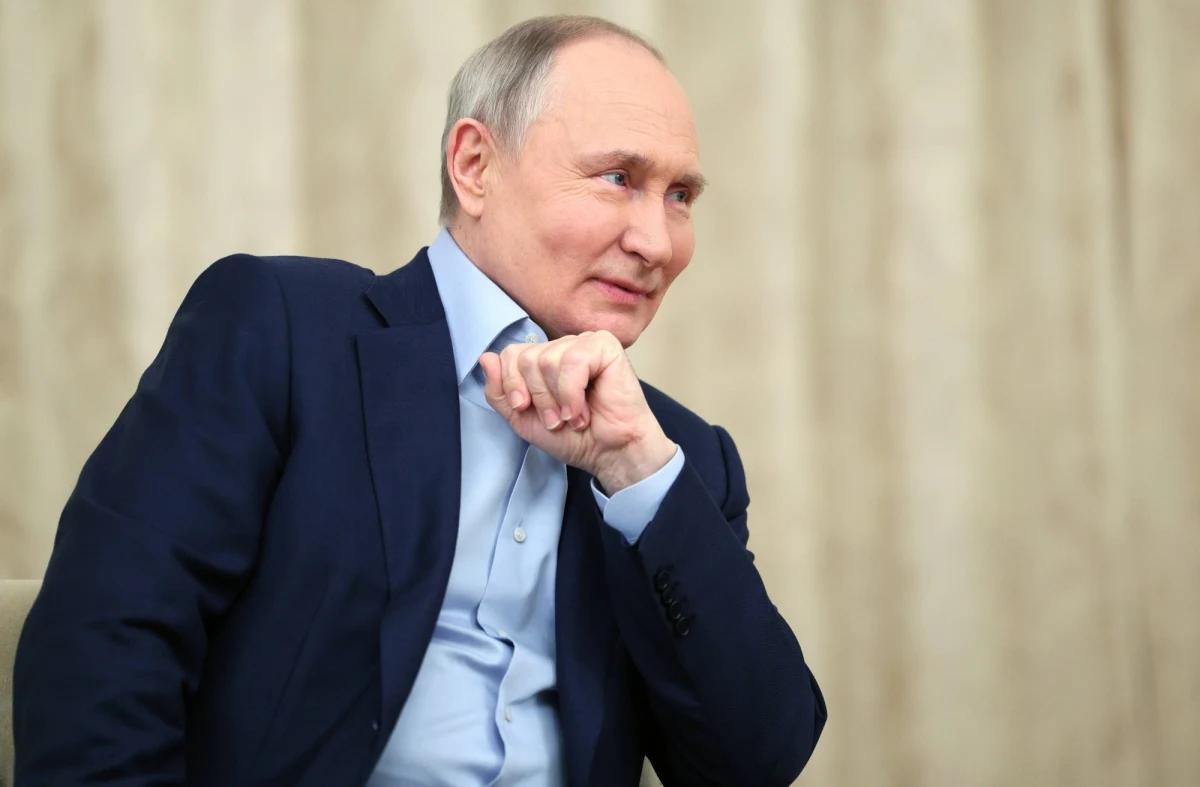 W pierwszym roku wojny w Ukrainie Władimir Putin kilkukrotnie groził Zachodowi bronią jądrową. Choć Kijów przekonywał sojuszników, że jest to blef, szantaż zadziałał - pisze w swojej książce główny korespondent ds. zagranicznych "Wall Street Journal" Jarosław Trofimow. Dziennikarz informuje, że Stany Zjednoczone kilkukrotnie nie odważyły się przekazać Ukrainie broni, która mogłaby radykalnie zmienić przebieg konfliktu.