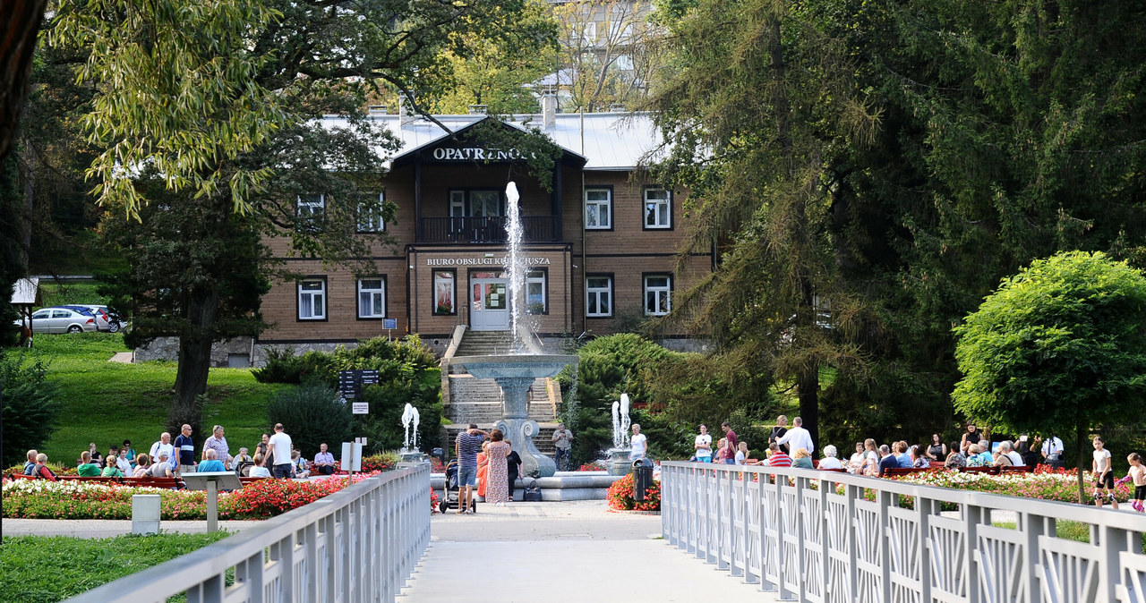 Sanatorio gratuito.  La opción es sólo para personas seleccionadas.  Comprueba si estás en este grupo.