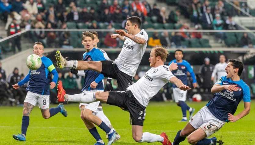 piłka nożna, futbol, liga mistrzów, liga polska, angielska, wyniki na żywo, reprezentacja Legia Warszawa traci podstawowego zawodnika. Dopinane ostatnie szczegóły