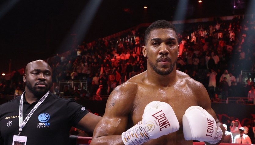 tenis, hokej, żużel, szachy, boks, piłka ręczna, kolarstwo, lekkoatletyka, sporty wodne, sporty zimowe Wkrótce hitowa walka z Ngannou, a tu taka porażka. Anthony Joshua zaskoczony