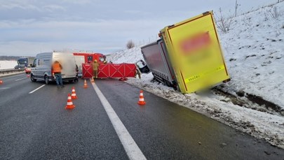 Wypadek na obwodnicy Krakowa. Lądował śmigłowiec LPR