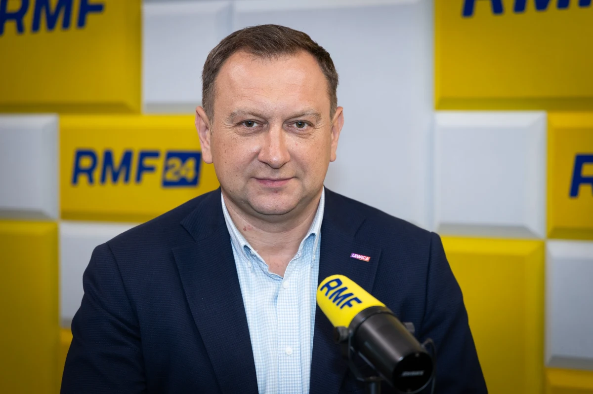 "Jarosław Kaczyński chciałby, żeby Mariusz Kamiński i Maciej Wąsik byli męczennikami, a to są przestępcy. I to trzeba też sobie powiedzieć bardzo wyraźnie i bardzo jednoznacznie. Natomiast Jarosław Kaczyński odpalił po raz kolejny pilota do Andrzeja Dudy, włączył przycisk nr 1: Andrzej, wdrażaj procedurę. I Andrzej wdrożył procedurę" – mówił w Popołudniowej rozmowie w RMF FM poseł Lewicy Tomasz Trela. W ten sposób odniósł się do decyzji prezydenta o wszczęciu postępowania ułaskawieniowego w sprawie Mariusza Kamińskiego i Macieja Wąsika.