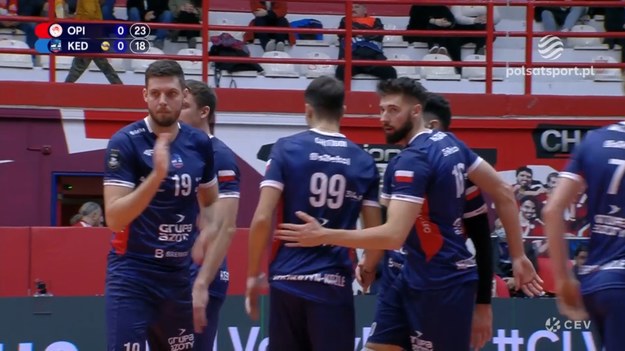 Skrót meczu Olympiakos SFP – Grupa Azoty ZAKSA Kędzierzyn-Koźle 3:0 (25:18, 25:19, 25:22) - siatkówka; grupa A Liga Mistrzów 2024.

