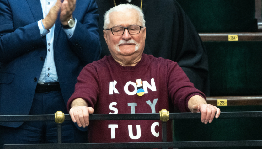  Wałęsa komentuje ułaskawienie polityków PiS. Dostało się Andrzejowi Dudzie