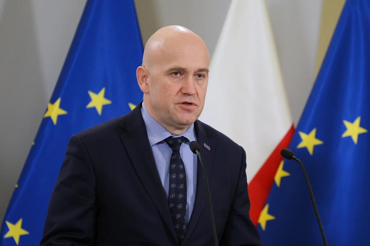 ​Sędziów na członków KRS nie będzie wybierać Sejm, lecz sędziowie - zakłada przygotowany przez MS projekt nowelizacji ustawy o KRS. Mandaty sędziów, członków KRS, wybranych na podstawie przepisów z 2017 r., wygasną z dniem ogłoszenia wyników wyborów na nowych członków rady.