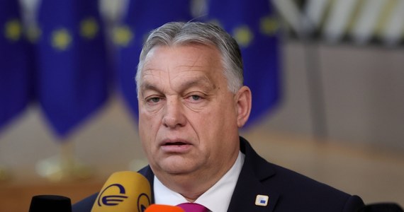 Europosłowie rządzącej na Węgrzech koalicji Fidesz-KDNP zwrócili się do Komisji Europejskiej, krytykując ją za milczenie wobec „deptania praworządności” w Polsce przez rząd Donalda Tuska.