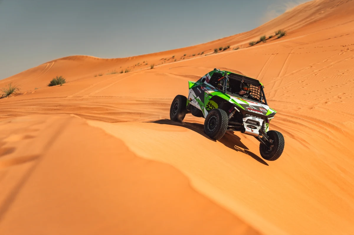 Lidera rajdu w klasie challenger Eryka Goczała, który prowadził ze zdecydowaną przewagą oraz Michała Goczała wykluczono z Rajdu Dakar z powodu rzekomych niezgodności karbonowych elementów sprzęgła z przepisami technicznymi FIA. Polscy kierowcy nie zgadzają się z tą decyzją.