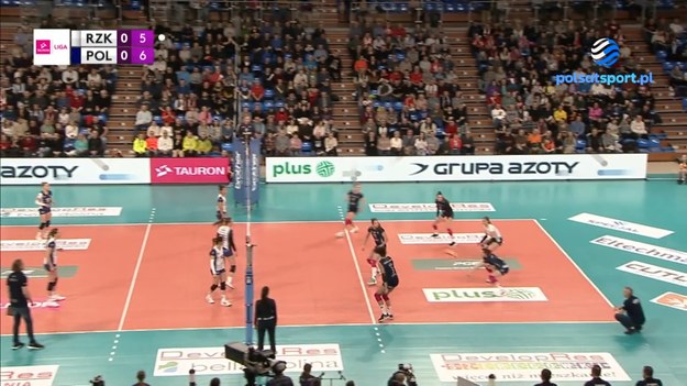 Skrót meczu PGE Rysice Rzeszów – Grupa Azoty Chemik Police 2:3 (32:34, 25:23, 25:18, 18:25, 10:15) - siatkówka; Tauron Liga 2024, 14. kolejka.

 

Rysice: Magdalena Jurczyk, Katarzyna Wenerska, Amanda Coneo, Weronika Centka, Gabriela Orvosova, Ann Kalandadze – Aleksandra Szczygłowska (libero) oraz Gabriela Makarowska-Kulej, Anna Obiała, Weronika Szlagowska, Wiktoria Kowalska. Trener: Stephane Antiga.
Chemik: Dominika Pierzchała, Elizabet Inneh-Varga, Monika Fedusio, Agnieszka Korneluk, Marlena Kowalewska, Saliha Sahin – Martyna Grajber-Nowakowska (libero) oraz Martyna Łukasik, Xia Ding, Bruna Honorio, Iga Wasilewska. Trener: Marco Fenoglio.