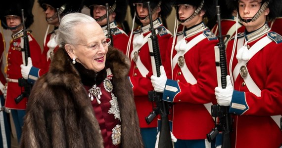Królowa Danii 83-letnia Małgorzata II abdykuje na rzecz swojego syna 55-letniego Fryderyka. Nowy władca otrzyma tytuł Fryderyka X i zostanie ogłoszony królem z balkonu Zamku Christiansborg w Kopenhadze. Nie będzie aktu koronacji, za to pokaz fajerwerków. 