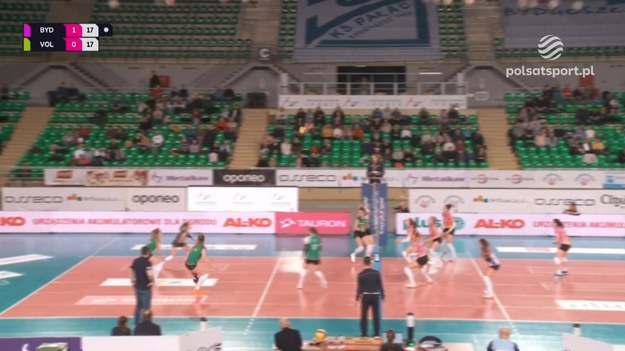 Skrót meczu Metalkas Pałac Bydgoszcz – #VolleyWrocław 3:1 (25:11, 21:25, 25:19, 25:16) - siatkówka, Tauron Liga, 15. kolejka.

Pałac: Ewelina Żurowska, Dominika Witowska, Joanna Sikorska, Pola Nowakowska, Wiktoria Paluszkiewicz, Martyna Gorzkiewic – Magdalena Saad (libero).
#VolleyWrocław: Gabriela Ponikowska, Lucie Muhlsteinova, Kinga Stronias, Anna Lewandowska, Julia Szczurowska, Anna Bączyńska – Anna Pawłowska (libero) oraz Joanna Chorąża (libero), Aleksandra Gromadowska, Aleksandra Gancarz, Julia Stancelewska, Adrianna Szady.