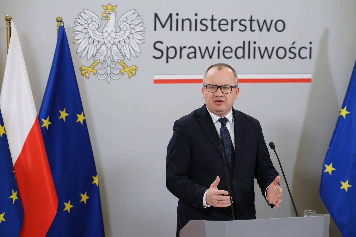 Do końca tego tygodnia przedstawię założenia do projektu ustawy rozdzielającego funkcję ministra sprawiedliwości oraz Prokuratora Generalnego - poinformował minister sprawiedliwości, prokurator generalny Adam Bodnar.