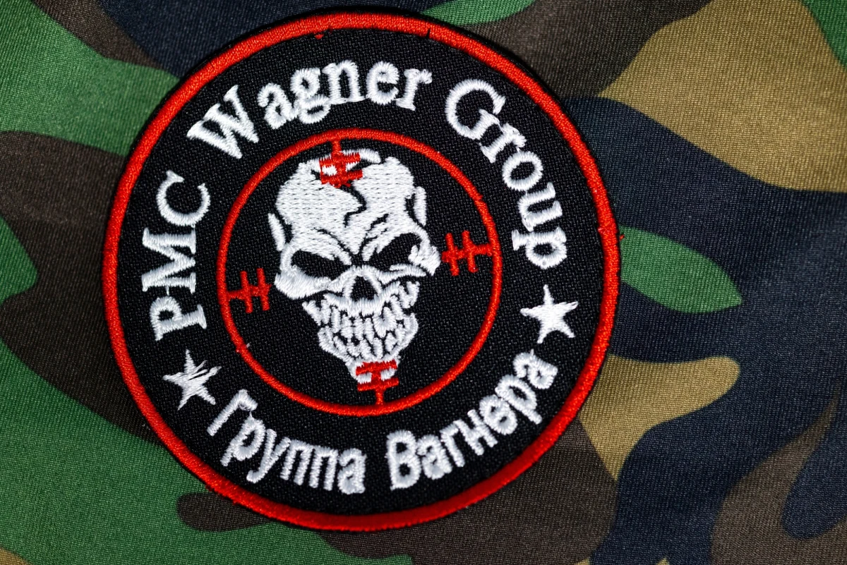 Były wagnerowiec został zatrzymany przez Służbę Bezpieczeństwa Ukrainy. Próbował umieścić nadajniki GPS, które miały pomóc w rosyjskich atakach na Kijów. Mężczyzna jest obywatelem Białorusi.