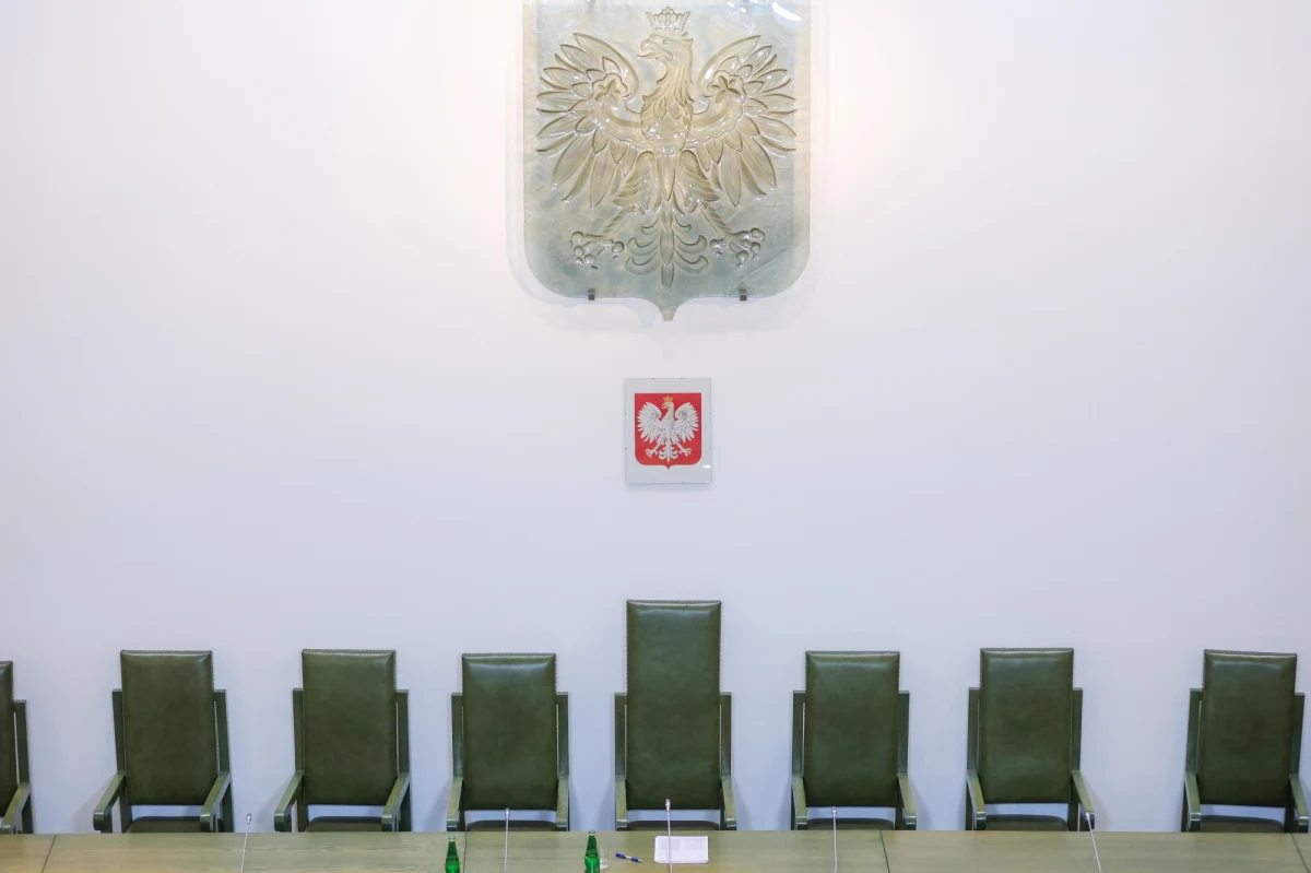 W środę w Davos - na marginesie Światowego Forum Ekonomicznego - dojdzie do rozmowy prezydenta Andrzeja Dudy z wiceszefową KE, komisarz ds. praworządności Verą Jourową - ustaliła dziennikarka RMF FM w Komisji Europejskiej. 