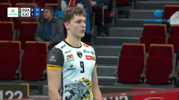 W załączonym materiale wideo prezentujemy kompilację serwisów Aliakseia Nasevicha w meczu 16. kolejki PlusLigi Trefl Gdańsk – GKS Katowice 2:3 (20:25, 28:26, 14:25, 25:21, 13:15).

