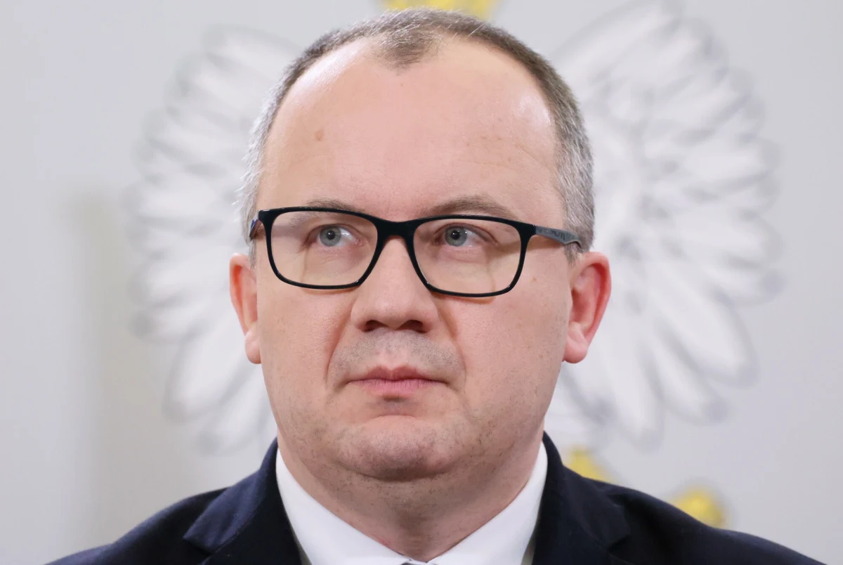 Minister sprawiedliwości i prokurator generalny Adam Bodnar na antenie TVN24 przekazał, że otrzymał już akta sprawy Mariusza Kamińskiego i Macieja Wąsika, a stanowisko w sprawie ewentualnej przerwy w odbywaniu kary przez polityków PiS wyda w ciągu kilku dni. "Przekażę akta ze swoim stanowiskiem, później wszystko w rękach prezydenta" – zapowiedział Bodnar. "Wcale nie jestem przekonany, czy pan prezydent rzeczywiście chce doprowadzić całą procedurę do końca" – dodawał polityk. 