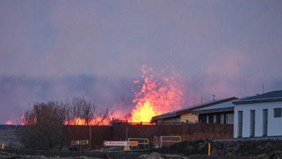 Islandia: Erupcja wulkanu trwa. Zmniejszył się wypływ lawy