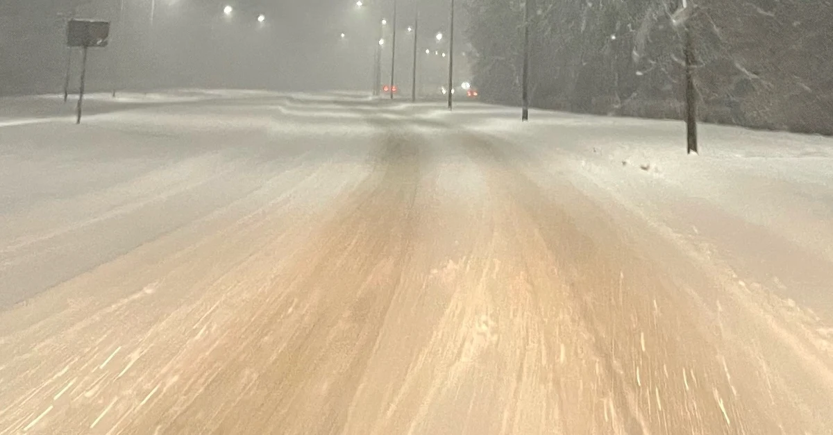 Trudne warunki drogowe na wschodzie Małopolski. Najgorzej jest w Tarnowie, a także na drodze krajowej nr 73 i 94.
