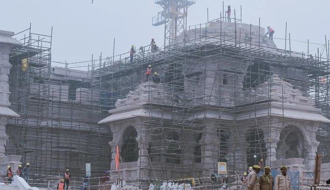 Indie otwierają monumentalną świątynię. W tle mroczna historia