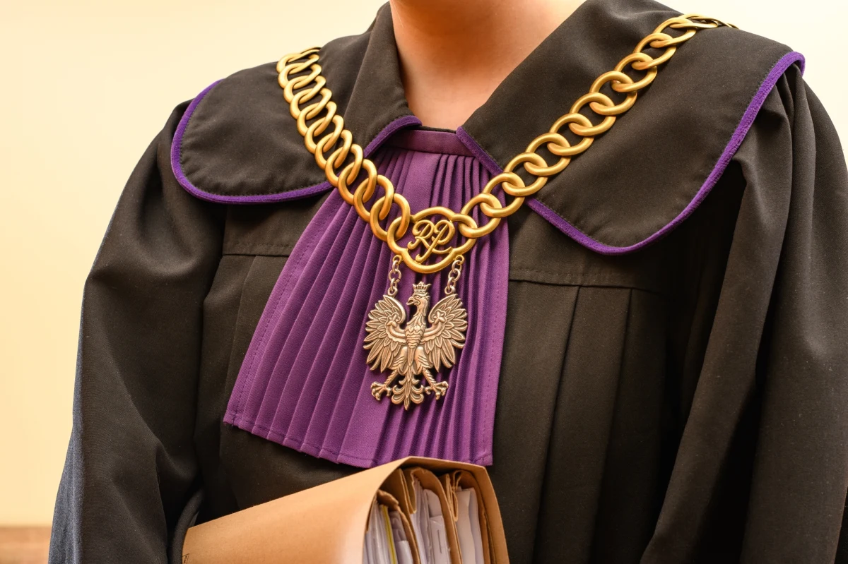 Zmiany w poznańskim Sądzie Apelacyjnym nie wpływają na jego funkcjonowanie - ustalił reporter RMF FM. Wczoraj Minister Sprawiedliwości Adam Bodnar wszczął procedurę odwoławczą prezesa i wiceprezesów. 