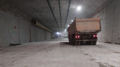 Tunel na północnej obwodnicy Krakowa przebity    