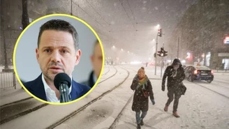 Dlaczego śnieg sparaliżował Warszawę? Trzaskowski napisał "wytłumaczenia"