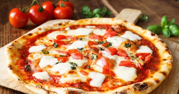 Dziś obchodzony jest Światowy Dzień Pizzy. Dla prawie 90 procent Włochów to najważniejszy narodowy symbol ich kuchni. W tym roku przebojem jest pizza w kształcie sześcianu.