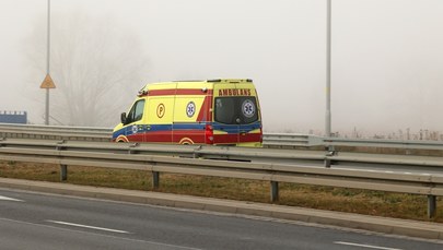 Zderzenie czterech aut koło Dąbrowy Górniczej. Jedna osoba ranna