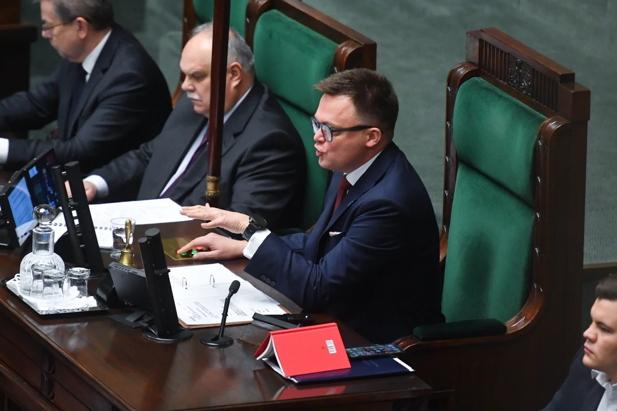 Jest kolejna komisja śledcza. Sejm w porannym głosowaniu powołał komisję ds. Pegasusa. Ma ona zbadać legalność, prawidłowość i celowość czynności operacyjno-rozpoznawczych podejmowanych z wykorzystaniem Pegasusa m.in. przez rząd, służby specjalne i policję w okresie od 16 listopada 2015 roku do 20 listopada 2023 roku. Odrzucono poprawkę PiS, by rozszerzyć ten okres na lata od 2007 roku.