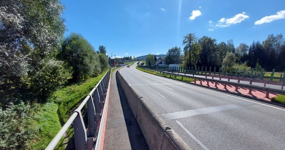 Trzy nowe mosty: dwa w Krzyszkowicach i jeden w Jaworniku zastąpią stare, jeszcze przedwojenne konstrukcje, które powstały w 1936 roku. Generalna Dyrekcja Dróg Krajowych i Autostrad podpisała umowę na ich zaprojektowanie.