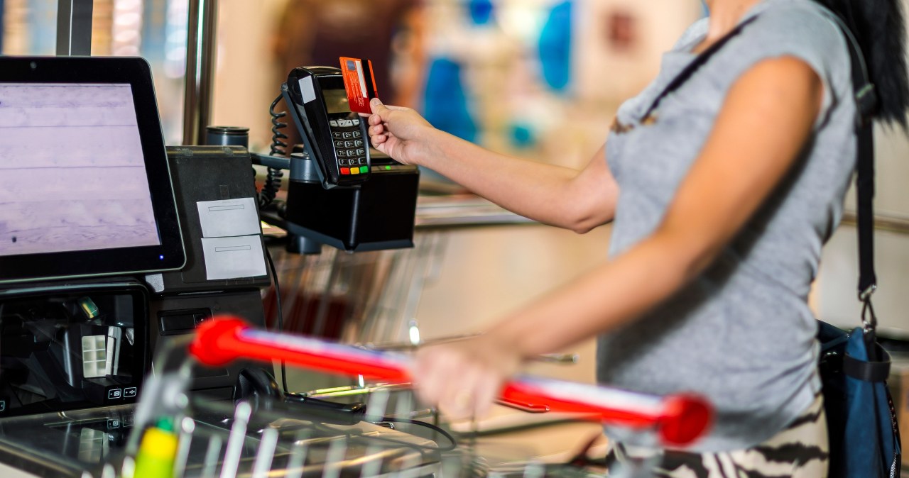 Belgowie mówią "nie" kasom samoobsługowym. Wprowadzają nowy podatek