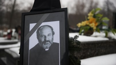 Ks. Tadeusz Isakowicz-Zaleski spoczął na cmentarzu w Rudawie
