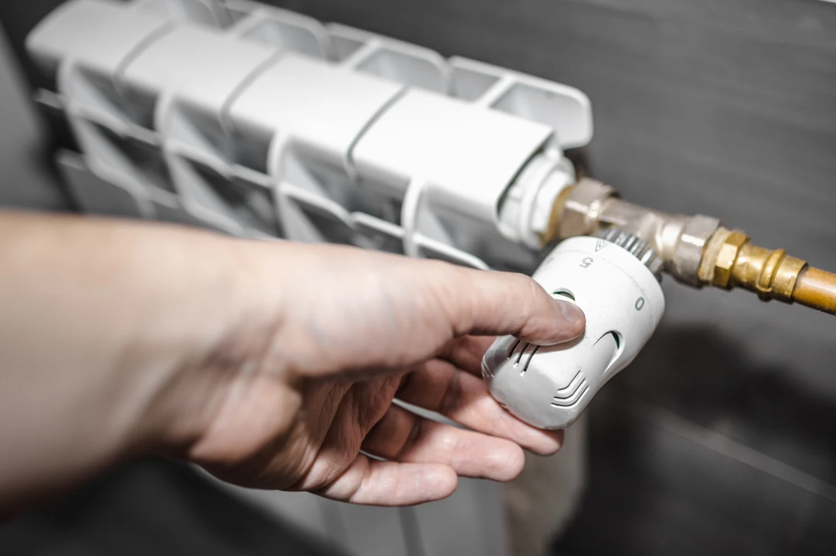 Trwa usuwanie awarii energetycznej w Jastrzębiu-Zdroju w Śląskiem. Wieczorem przez prawie dwie godziny bez ogrzewania było całe miasto.