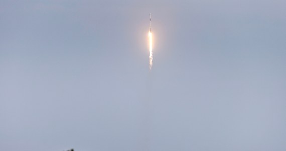 Rakieta Falcon 9 w czwartek o godzinie 22.49 naszego czasu wyniosła na orbitę kapsułę SpaceX Crew Dragon. Na pokładzie znajdują się członkowie załogi Axiom Mission 3 (Ax-3), którzy w sobotę dotrą do Międzynarodowej Stacji Kosmicznej.