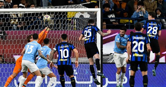Piłkarze Interu Mediolan wygrali z Lazio Rzym 3:0 w rozegranym w Rijadzie półfinale turnieju o Superpuchar Włoch. W czwartek awans do finału wywalczyło Napoli Piotra Zielińskiego, które w takim samym stosunku pokonało Fiorentinę.