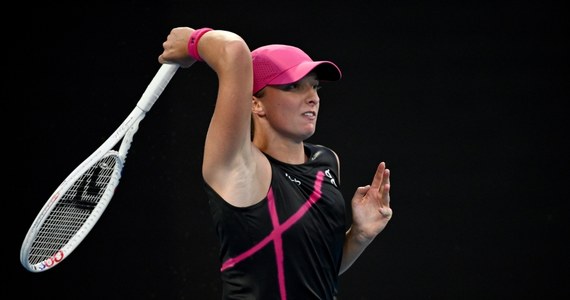 Iga Świątek odpadła z wielkoszlemowego turnieju Australian Open. W trzeciej rundzie przegrała z Czeszką Lindą Noskovą 6:3, 3:6, 4:6 .
