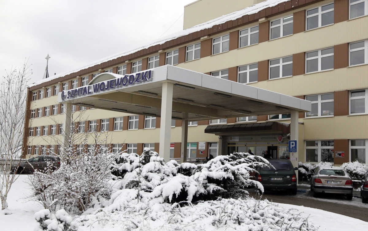 Ograniczenia związane z odwiedzinami chorych w szpitalu wojewódzkim w Bielsku-Białej. Wszystko z powodu z rosnącej liczby infekcji dróg oddechowych. Nowe zasady obowiązują do odwołania.