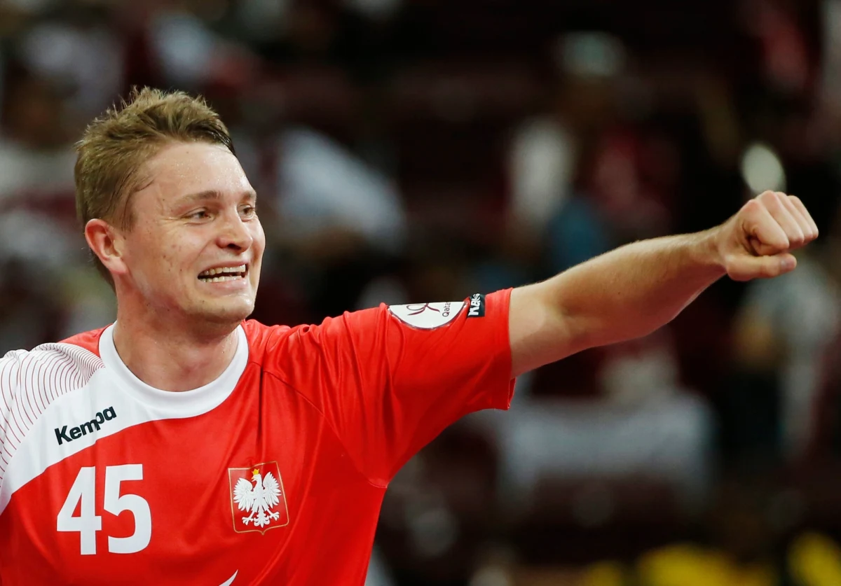 ​Michał Szyba, który z reprezentacją Polski piłkarzy ręcznych wywalczył brązowy medal mistrzostw świata Katar 2015, w niedzielę ogłosił zakończenie kariery. 