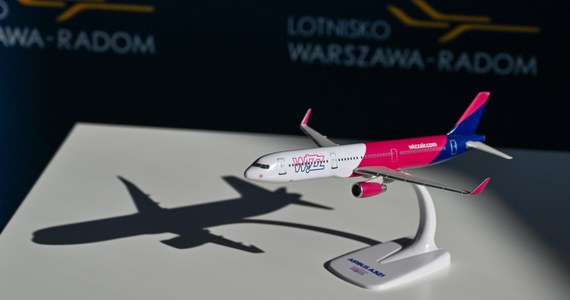 UOKiK postawił Wizz Air Hungary zarzuty naruszania zbiorowych interesów konsumentów – poinformował urząd w komunikacie. Tanim liniom 
grozi kara do 10 proc. rocznego obrotu. 