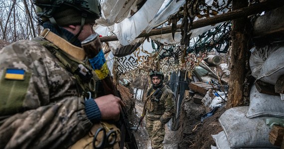 Ukraińskie wojska szykują się do obrony. Na długości prawie 1000 kilometrów powstaje system umocnień i fortyfikacji, który będzie podobny do tzw. Linii Surowikina. Nadchodzi rosyjska nawałnica i tak jak zapowiadał niedawno Wołodymyr Zełenski - celem Ukrainy w tym roku, będzie przetrwanie.